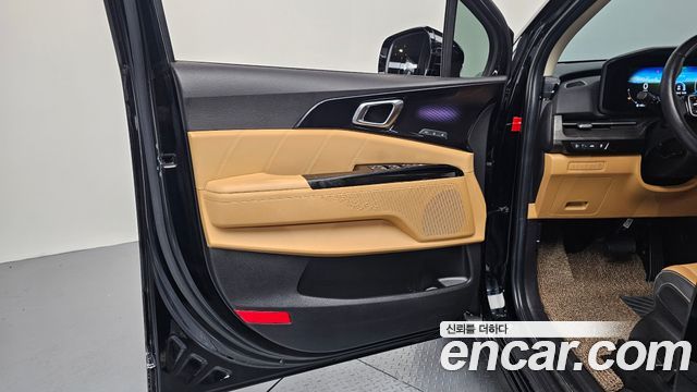 Kia Canival 2023 — photo 15