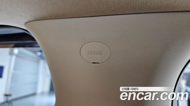 Kia Canival 2023 — photo 32