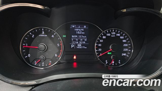 Kia K3 2015 — photo 8