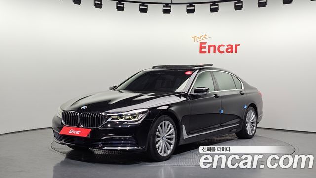 BMW 7-Series 2016 — photo 1