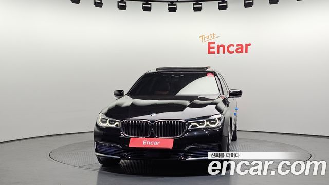 BMW 7-Series 2016 — photo 3