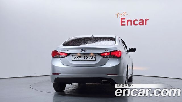 Hyundai AVANTE 2015 — photo 4