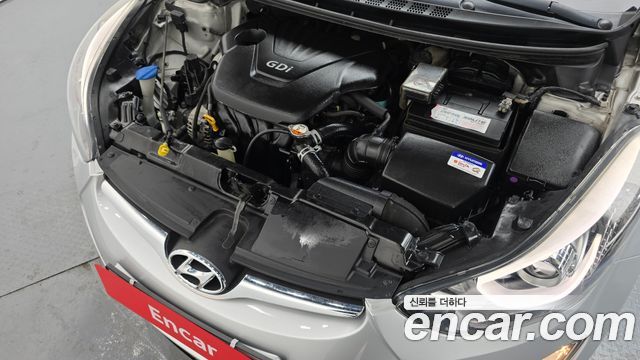 Hyundai AVANTE 2015 — photo 6