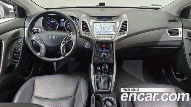 Hyundai AVANTE 2015 — photo 7