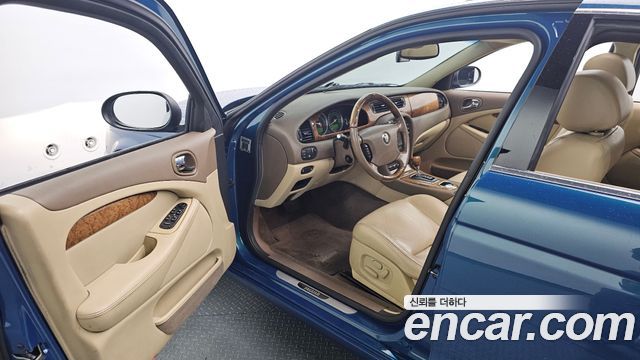 Jaguar S-TYPE 2008 — photo 10