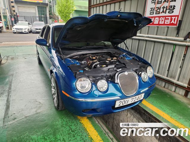 Jaguar S-TYPE 2008 — photo 20
