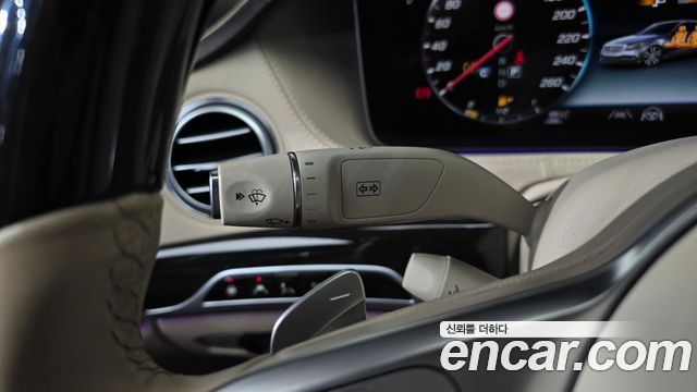 Mercedes-Benz S-Class 2020 — photo 27