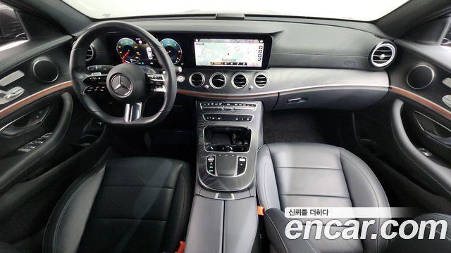 Mercedes-Benz E-Class 2021 — photo 7