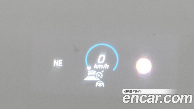 Mercedes-Benz E-Class 2021 — photo 19