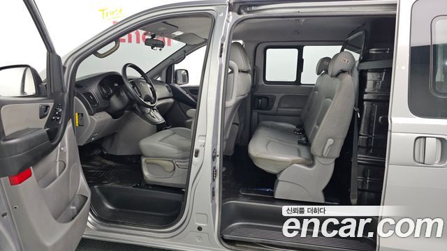Hyundai Starex 2018 — photo 10
