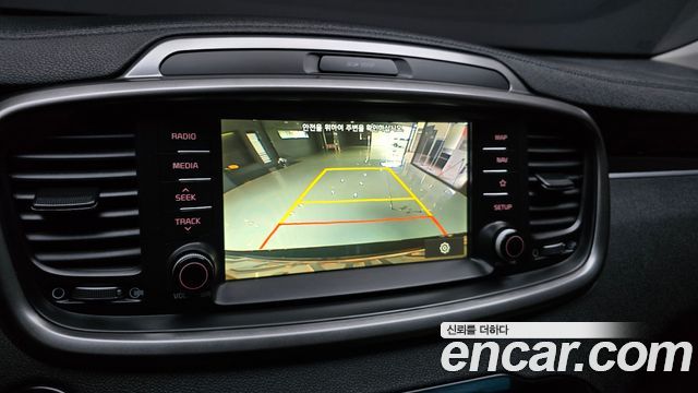 Kia Sorento 2018 — photo 16