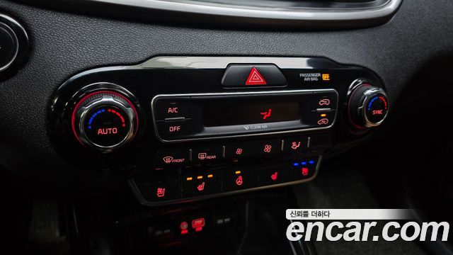 Kia Sorento 2018 — photo 17