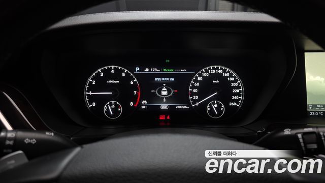 Genesis EQ900 2018 — photo 8
