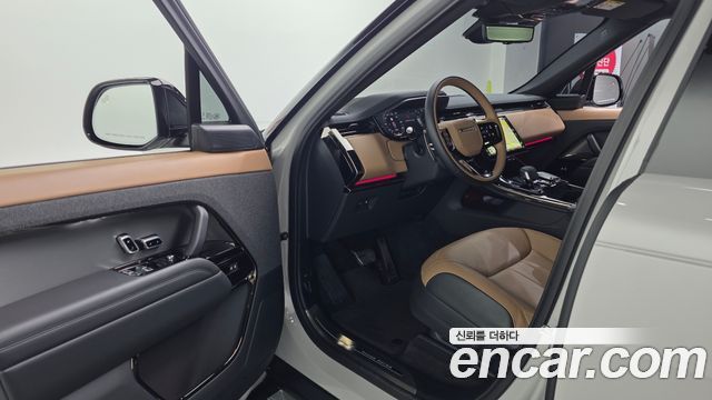 Land Rover Range Rover Sport 2025 — photo 11