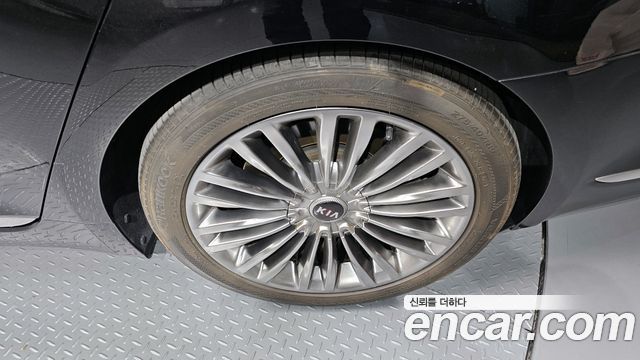 Kia K9 2019 — photo 7