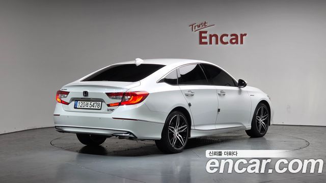 Honda Accord 2022 — photo 2