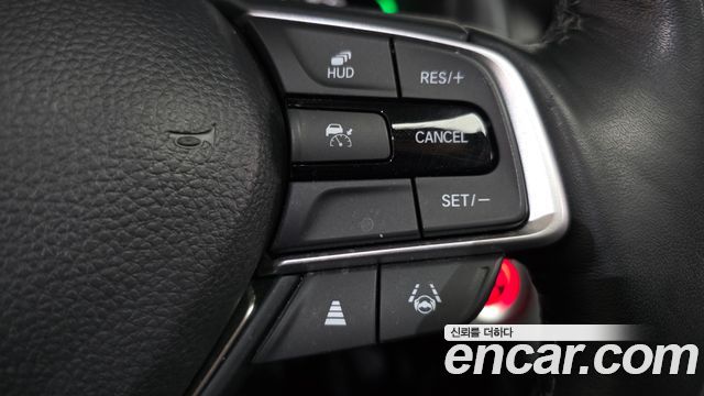 Honda Accord 2022 — photo 25