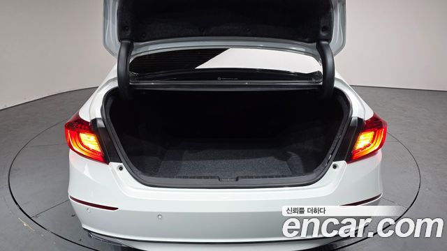 Honda Accord 2022 — photo 26