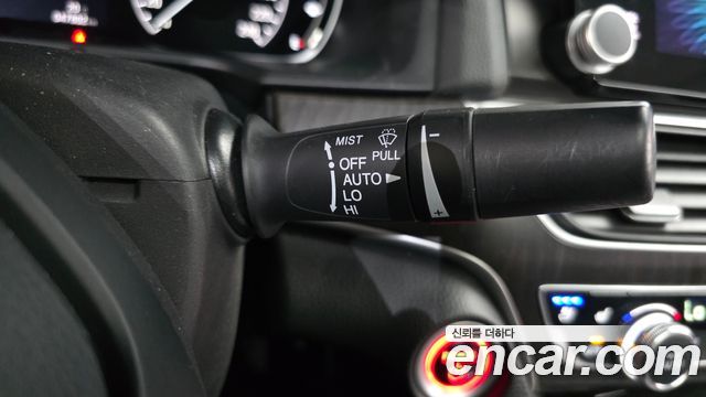 Honda Accord 2022 — photo 27