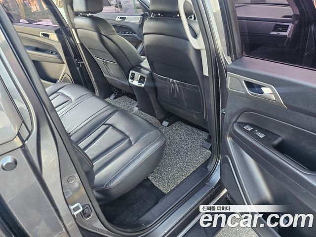 KG Mobility Rexton 2018 — photo 12