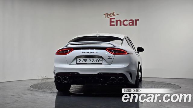 Kia Stinger 2018 — photo 4