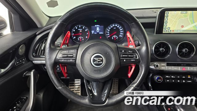 Kia Stinger 2018 — photo 18