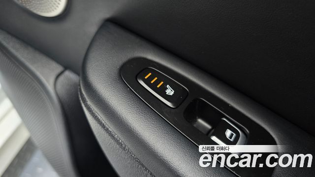 Kia Stinger 2018 — photo 25