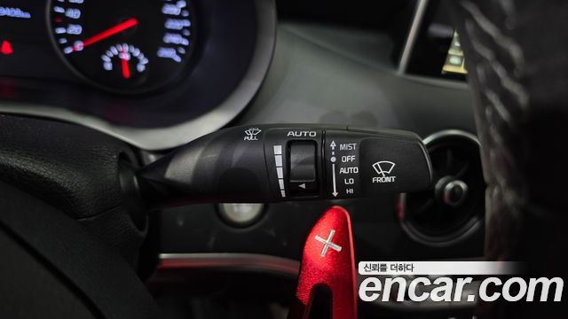 Kia Stinger 2018 — photo 28