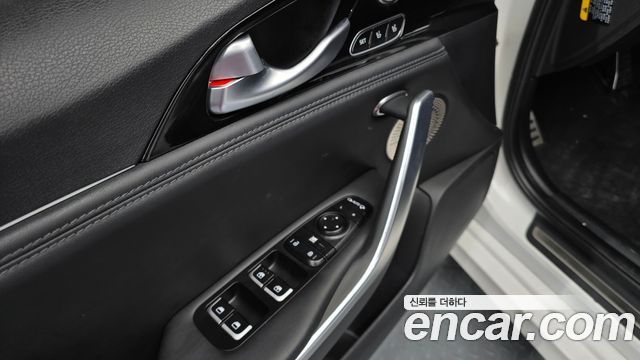 Kia Stinger 2018 — photo 30