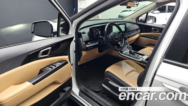 Kia Canival 2022 — photo 10