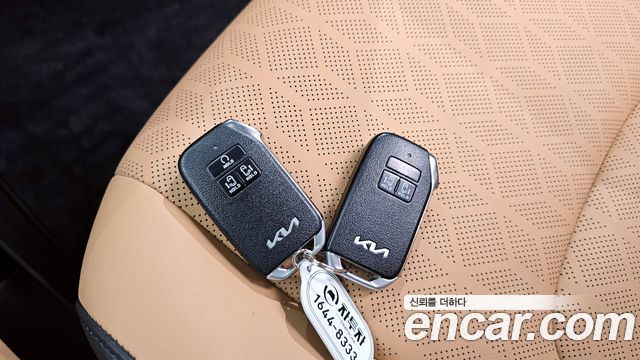 Kia Canival 2022 — photo 19