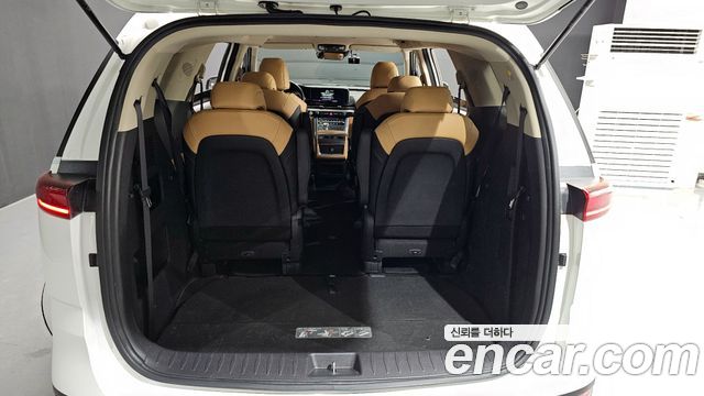 Kia Canival 2022 — photo 20