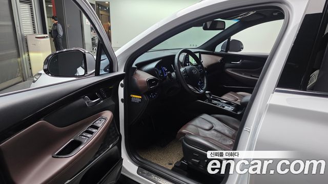 Hyundai Santafe 2019 — photo 13