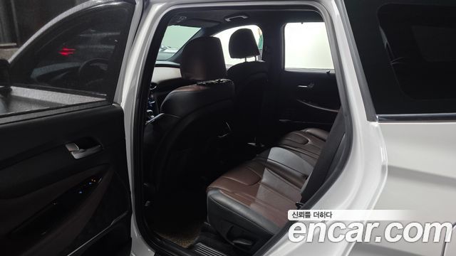 Hyundai Santafe 2019 — photo 17
