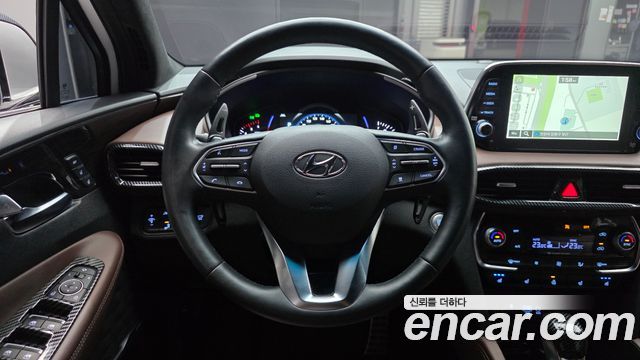Hyundai Santafe 2019 — photo 19