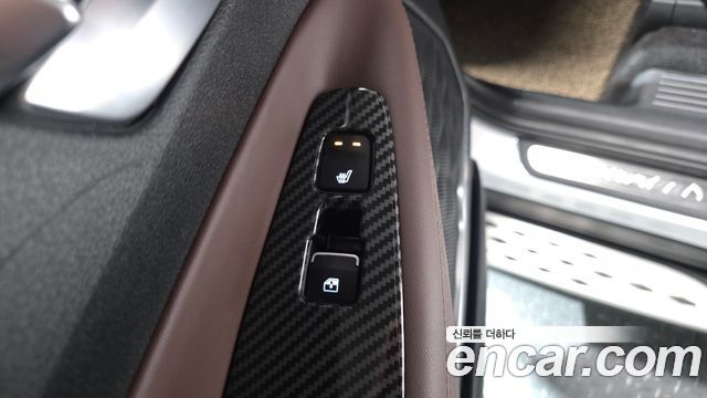 Hyundai Santafe 2019 — photo 25