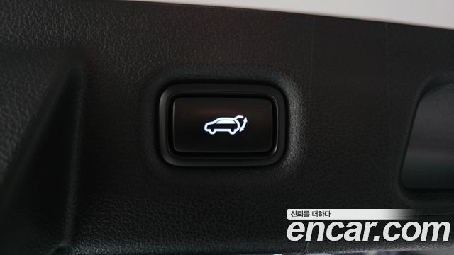 Hyundai Santafe 2019 — photo 26