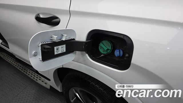 Hyundai Santafe 2019 — photo 31