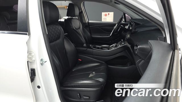 Hyundai Santafe 2021 — photo 11