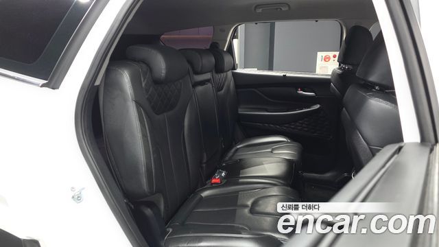 Hyundai Santafe 2021 — photo 12