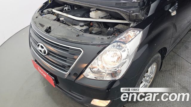 Hyundai Starex 2017 — photo 6