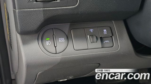 Hyundai Starex 2017 — photo 14