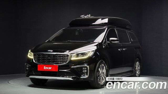 Kia Canival 2019 — photo 1