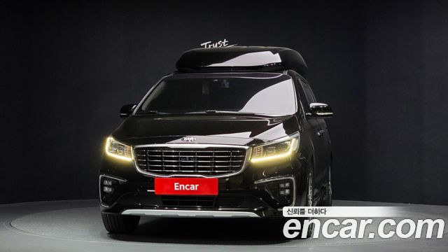 Kia Canival 2019 — photo 3