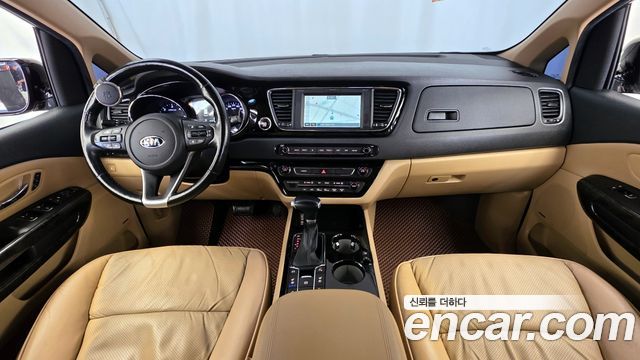 Kia Canival 2019 — photo 7
