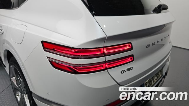 Genesis GV80 2020 — photo 9