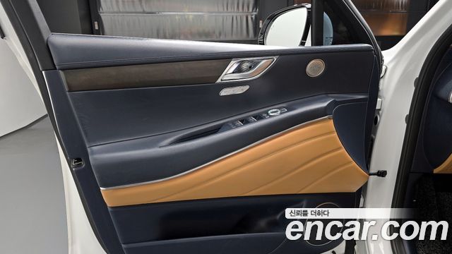 Genesis GV80 2020 — photo 14