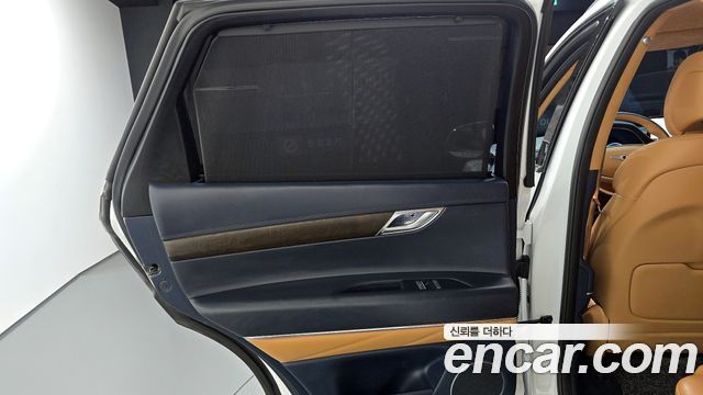 Genesis GV80 2020 — photo 15