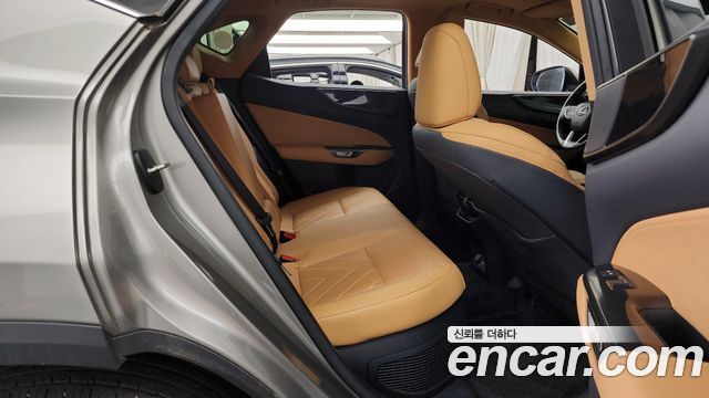 Lexus NX 2023 — photo 18