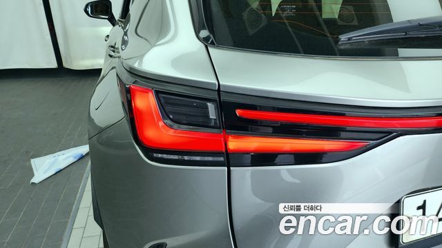 Lexus NX 2023 — photo 9